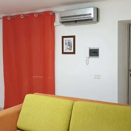 Apartment Porta Garibaldi *