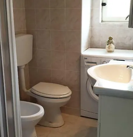 Porta Garibaldi Apartment *