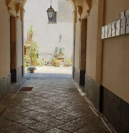 Porta Garibaldi Apartment