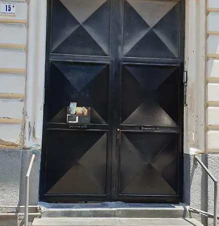 Porta Garibaldi Apartment *